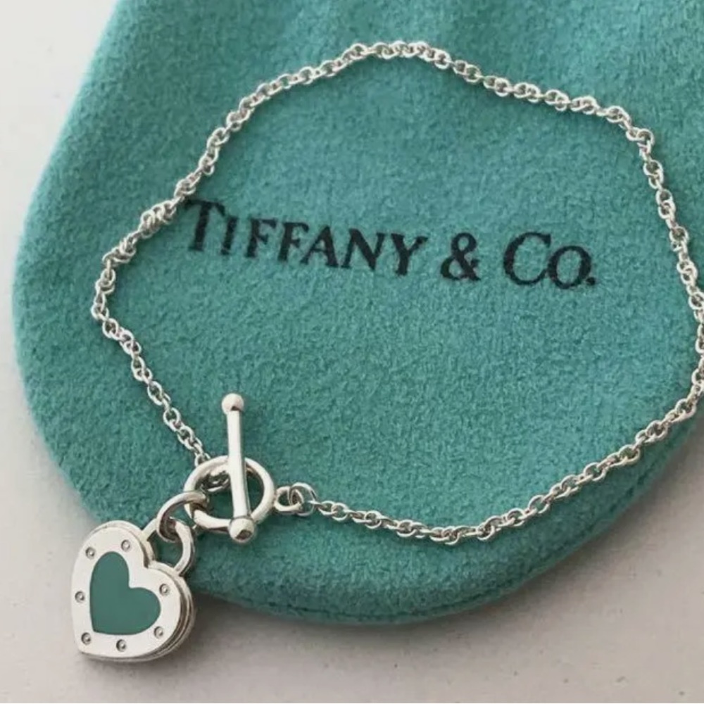 NIB Tiffany & Co return to love toggle chain heart bracelet